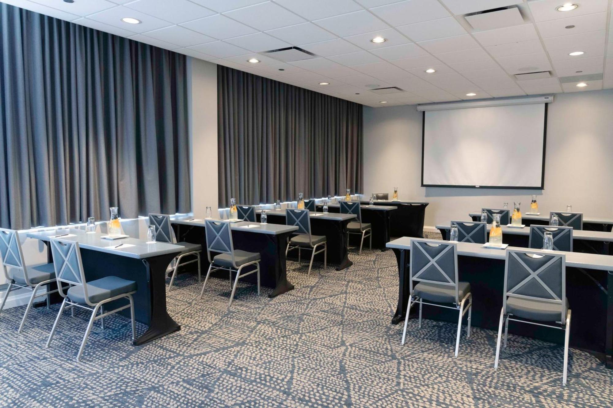 Doubletree By Hilton Hotel And Conference Center Chicago North Shore Skokie Luaran gambar