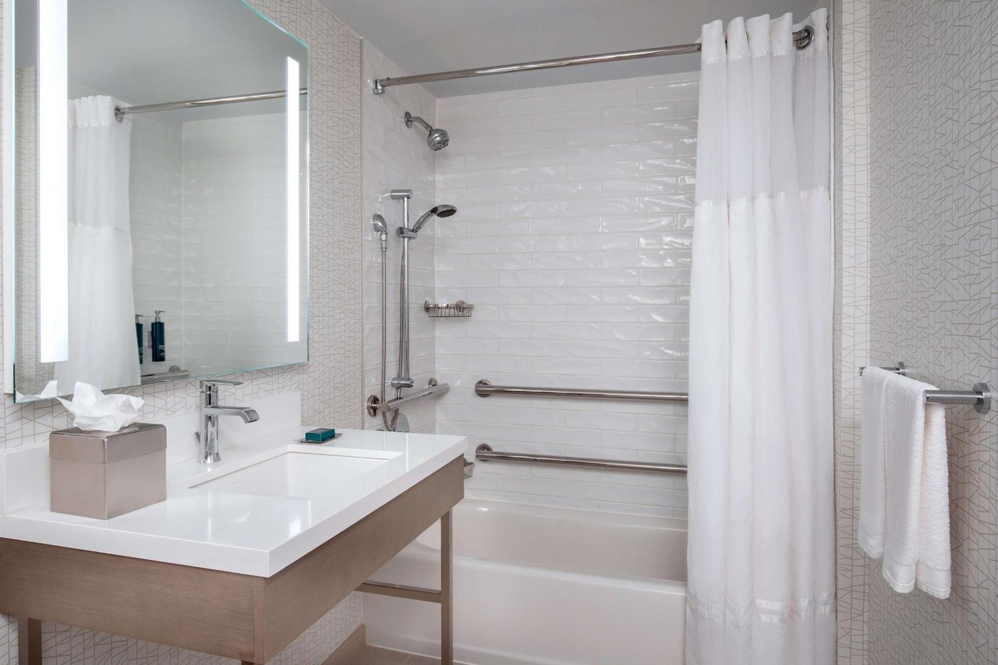 Doubletree By Hilton Hotel And Conference Center Chicago North Shore Skokie Luaran gambar
